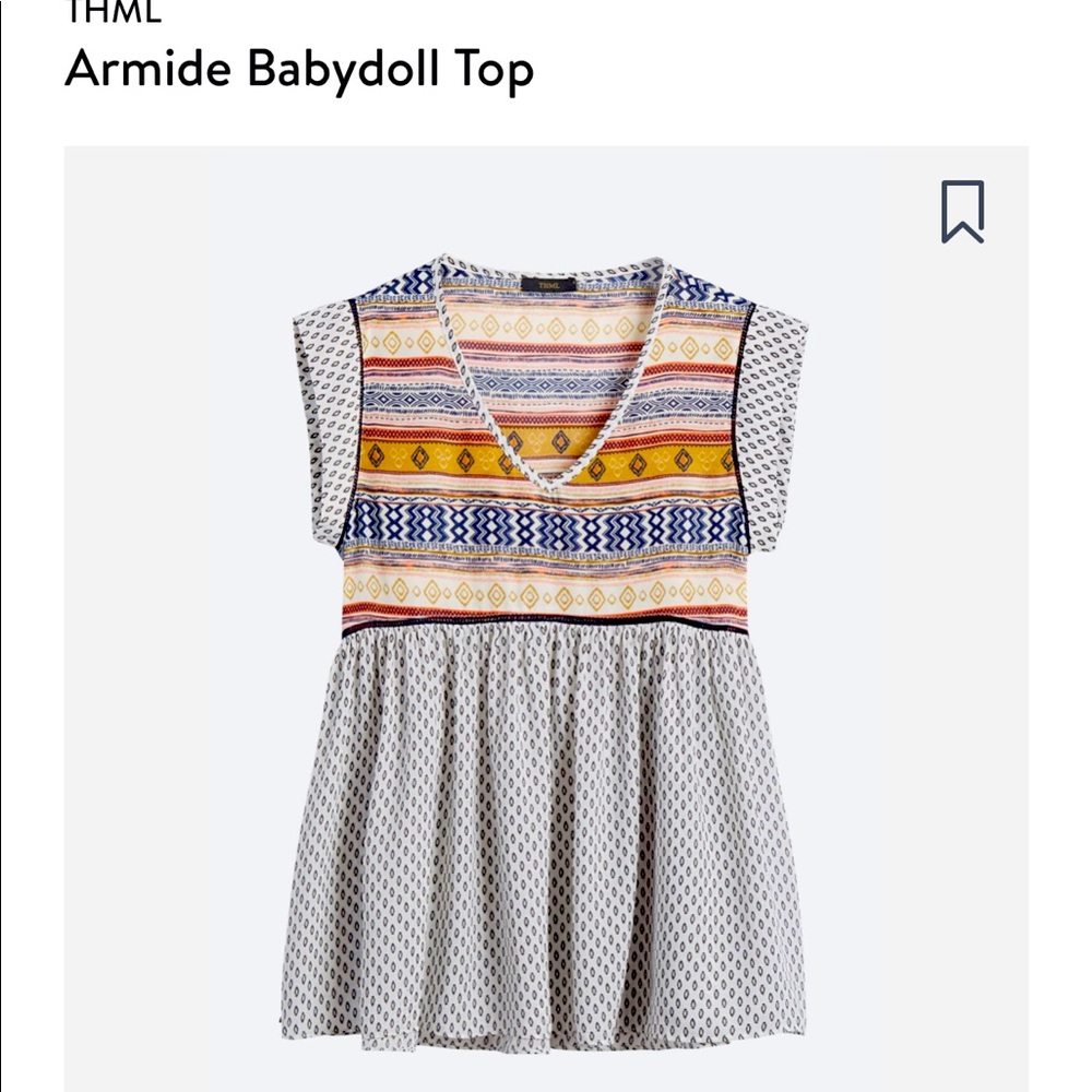 Sweet top with cute capped sleeves and lovely pattern